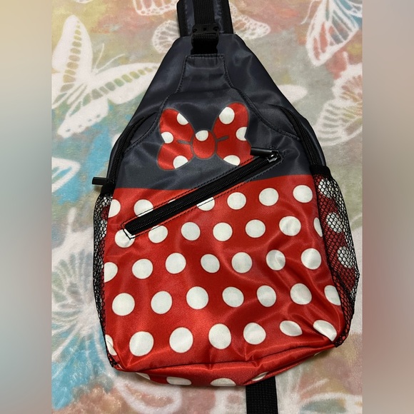 Large Minnie Mouse Sling Bag 🎀NWOT🎀 - Picture 3 of 9